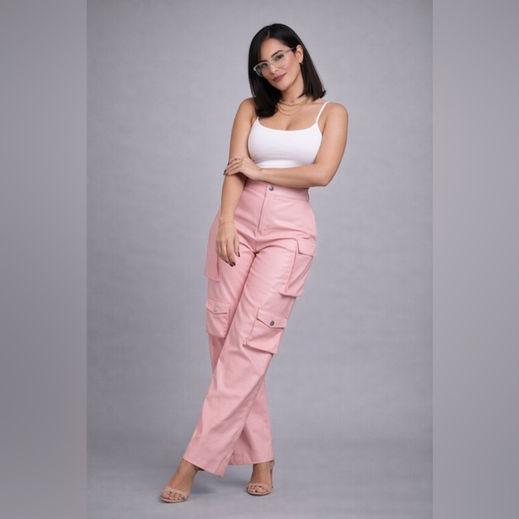 💞 Blush Power Luxe Cargo Pants - Picture 8 of 15